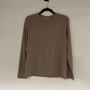 Mystique features, beautiful T-shirt